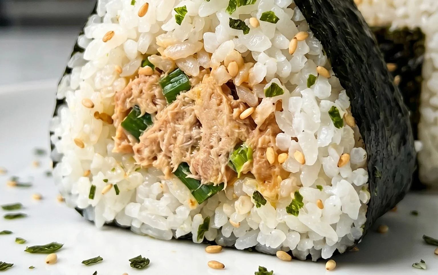 15-min. Easy Japanese Tuna Onigiri