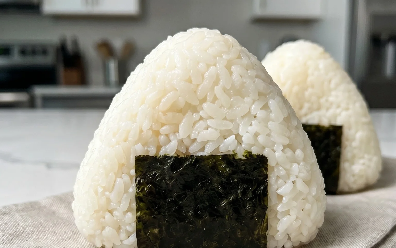 15-min. Easy Japanese Tuna Onigiri